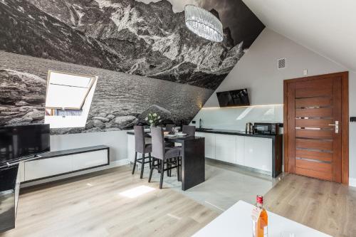 One-Bedroom Apartment with Mountain View building A