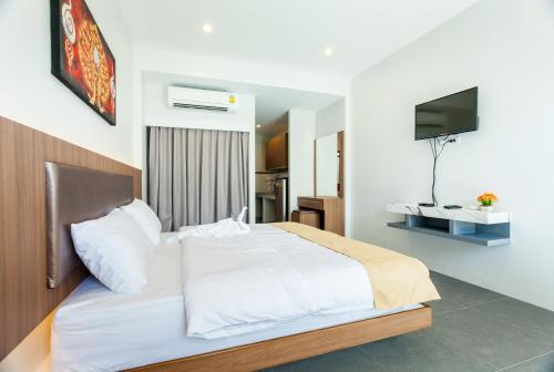 room detail thumbnail 0