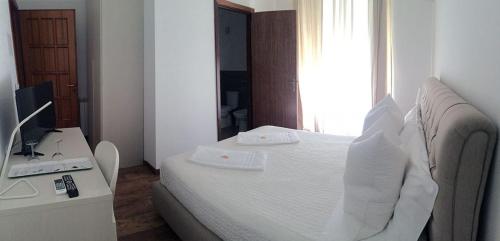 Bed & breakfast Frida – Catania, CA