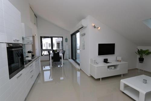 Apartment Marilyn - image 4