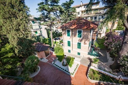 

Villa Aurora