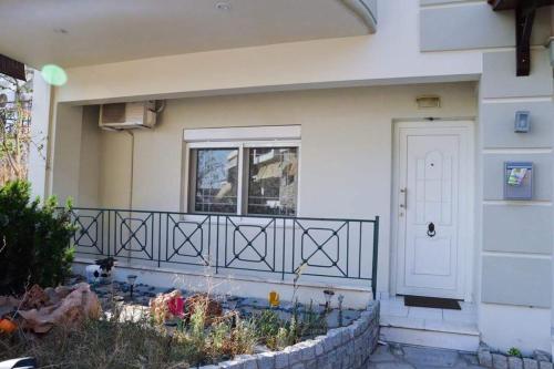 Dimitris House - image 3