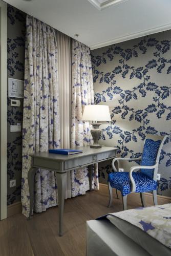 Standard Double Room image 2