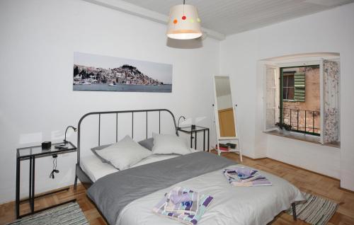  Apartman Kiara, Unterkunft in Šibenik