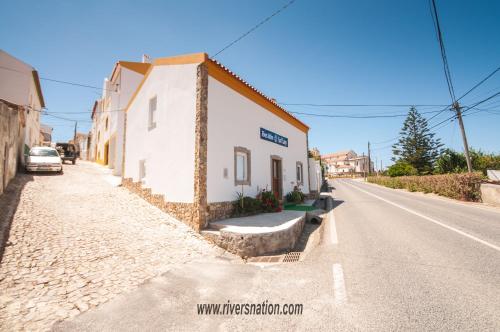 Rivers Nation Surf Camp chambre d'hôte Coimbrã