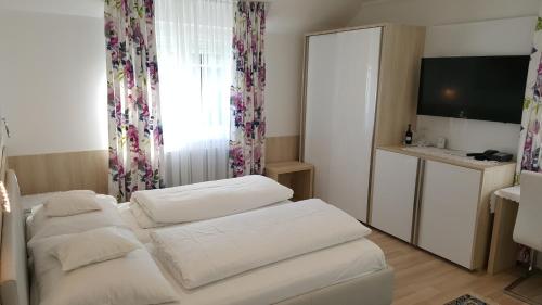 Double Room with Parking