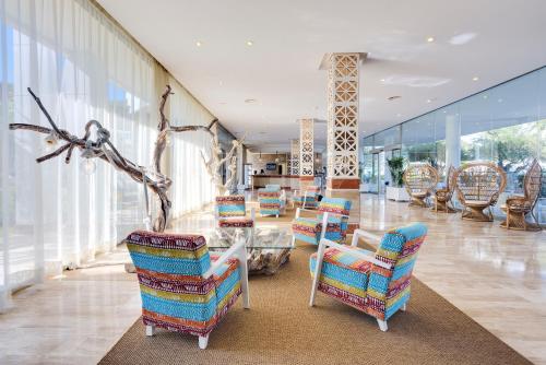 Aparthotel Tropic Garden - image 2