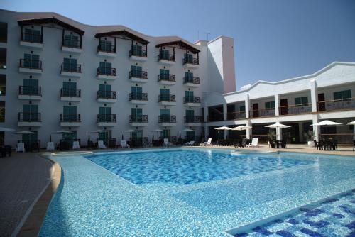 Hotel Majams Resort