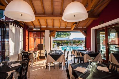 Ресторан, La Posta di Torrenova in Орбетелло