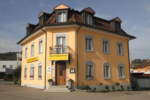  Gasthaus drei Eidgenossen, Pension in Bischofszell bei Oberaach