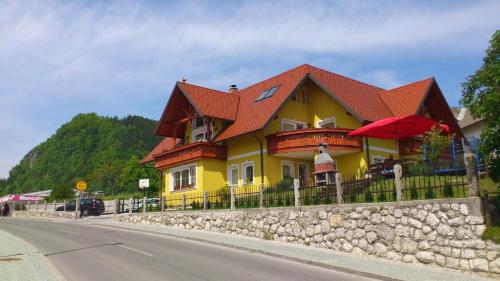 Apartments and Rooms With View on Bled