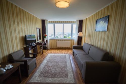 Lisova Pisnia Resort Hotel - image 6