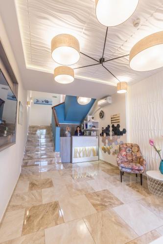Boulevard Boutique Hotel - image 5