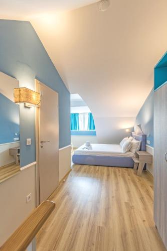 Boulevard Boutique Hotel - image 14