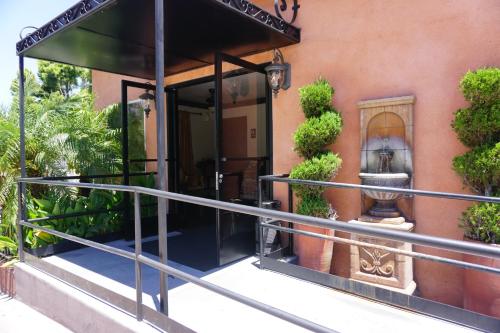 Casa Bella Inn Downtown LA - 숙소 외관