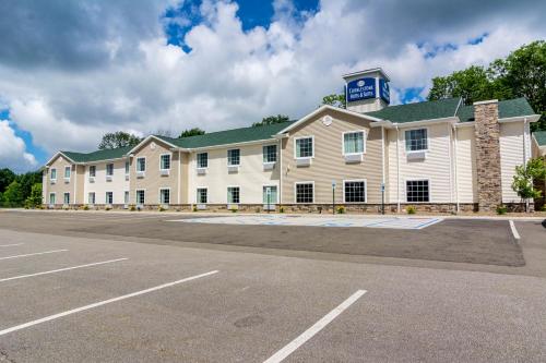 Cobblestone Hotel & Suites - Harborcreek