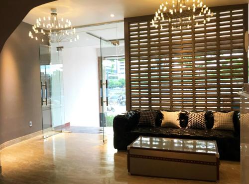 A IN HOTEL RIVERSIDE - 출입구