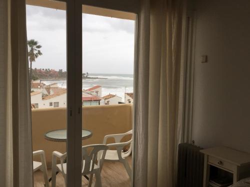 ระเบียง/ชานเรือน, Casa Cachita-En 1ª línea de playa (Casa Cachita-En 1ª linea de playa) in กวลดัลมันซา