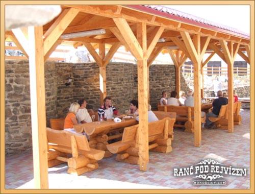 Ranc pod Rejvizem - main image