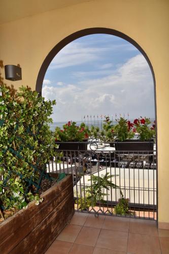 Hotel Ristorante Miralago 2