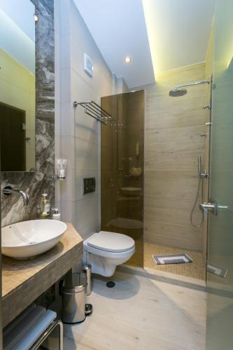 Lobelia Luxury Suites