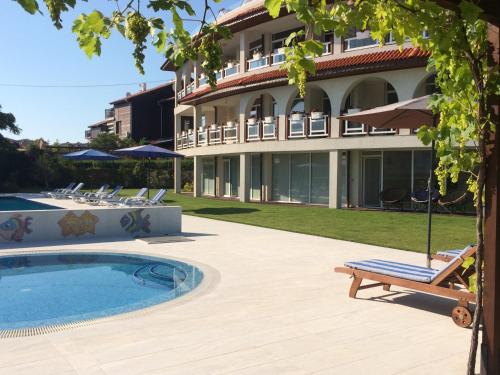 Apolonia Apartments - Boutique Family Residence - image 4