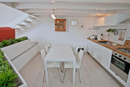 Miralago B&B and Apartments - image 6