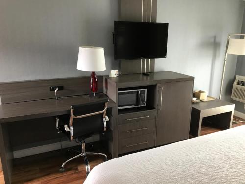 Super 8 by Wyndham Sturbridge Super 8 by Wyndham Sturbridge