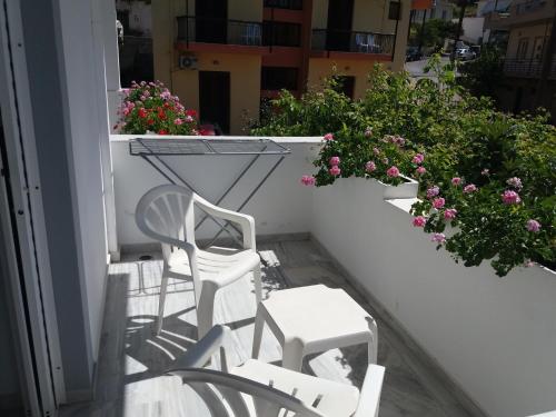Heracles Hotel - image 2