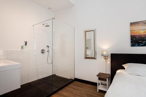 Stayci Serviced Apartments Royal Palace - image 8