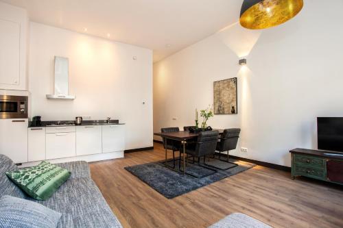 Stayci Serviced Apartments Royal Palace - main image