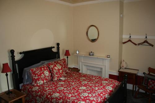 The 1819 Red Brick Inn - image 3