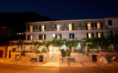Hôtel Le Bon Accueil Hotel de charme Ota