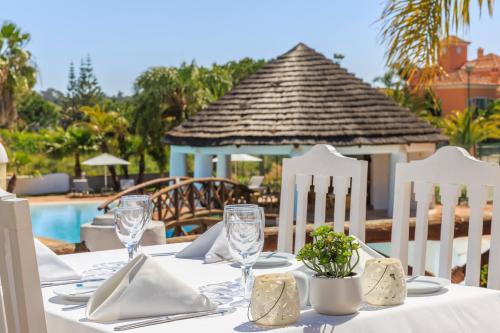 Food and beverages, Encosta Do Lago Resort Club in Vale do Garrao