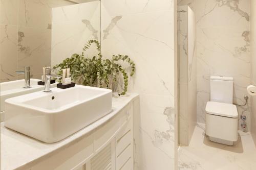 Apartment image 10
