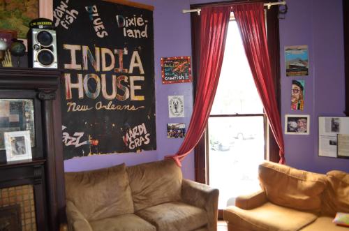 ห้องส่วนกลางสำหรับนั่งเล่น/ดูทีวี, India House Hostel in นิวออร์ลีนส์ (LA)