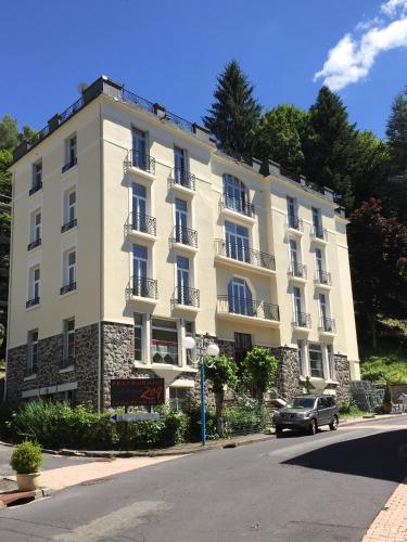 Le Pavillon, La Bourboule