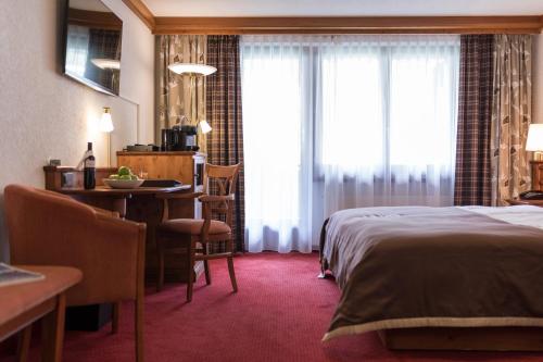 Hotel National Zermatt - image 7