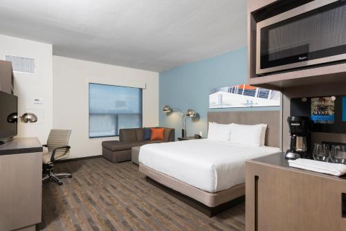 Hyatt House Austin/Downtown