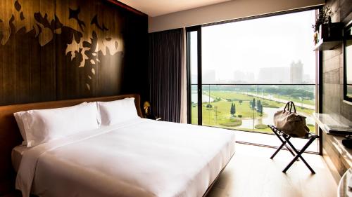 YOHO Hollywood Roosevelt Hotel YOHO Hollywood Roosevelt Hotel