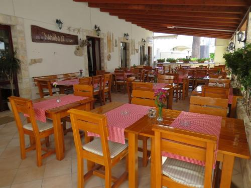  Rooms B&B Palcic in Novalja