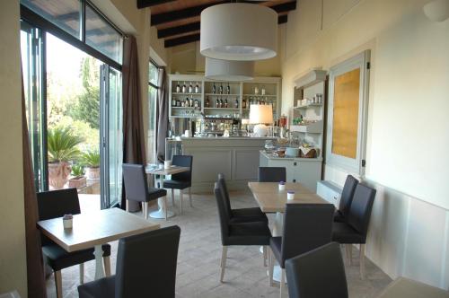 Hotel Rutiliano - image 11
