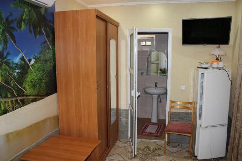 Guest House Lazurit Yug - image 8