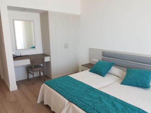 Melini Hotel Suites - image 14