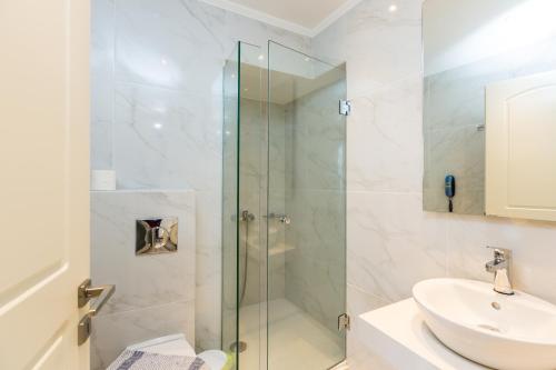 Eltina Hotel - image 10