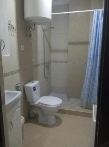 Main Street Apartments - image 6