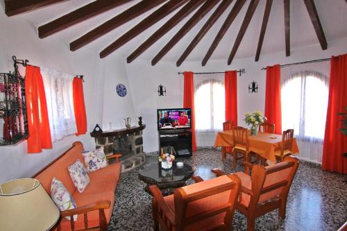 Two-Bedroom Villa image 4