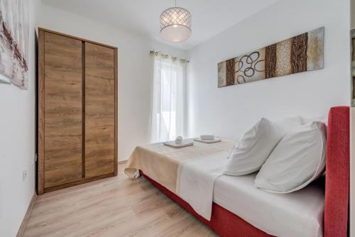 Chris's condo, Split