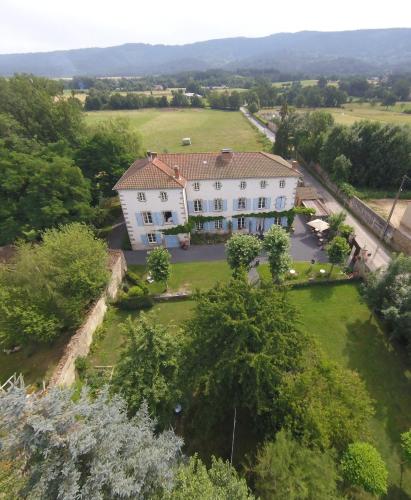 Chambre double, vue sur la vallée