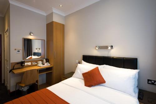 Adria Hotel - image 6